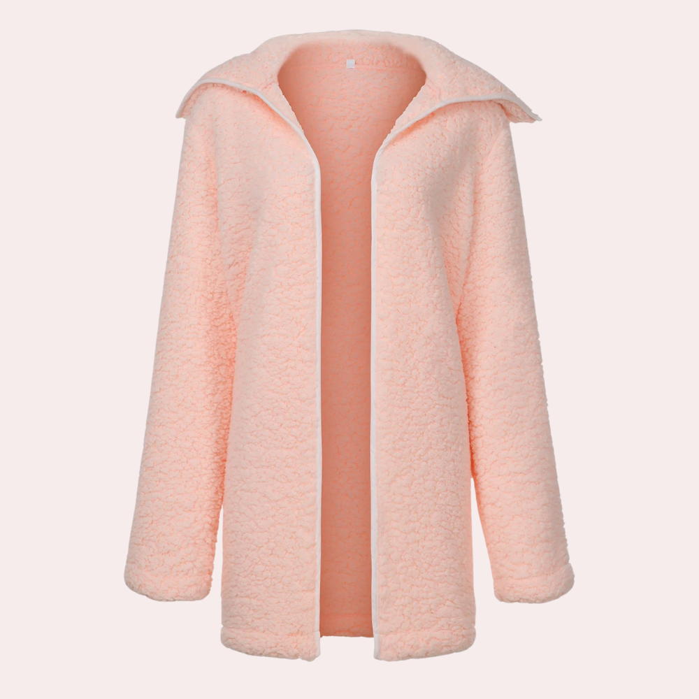 Lichtroze teddyjas voor dames, open voorkant, zachte fleece stof, trendy wintermode, comfortabele en stijlvolle buitenkleding.