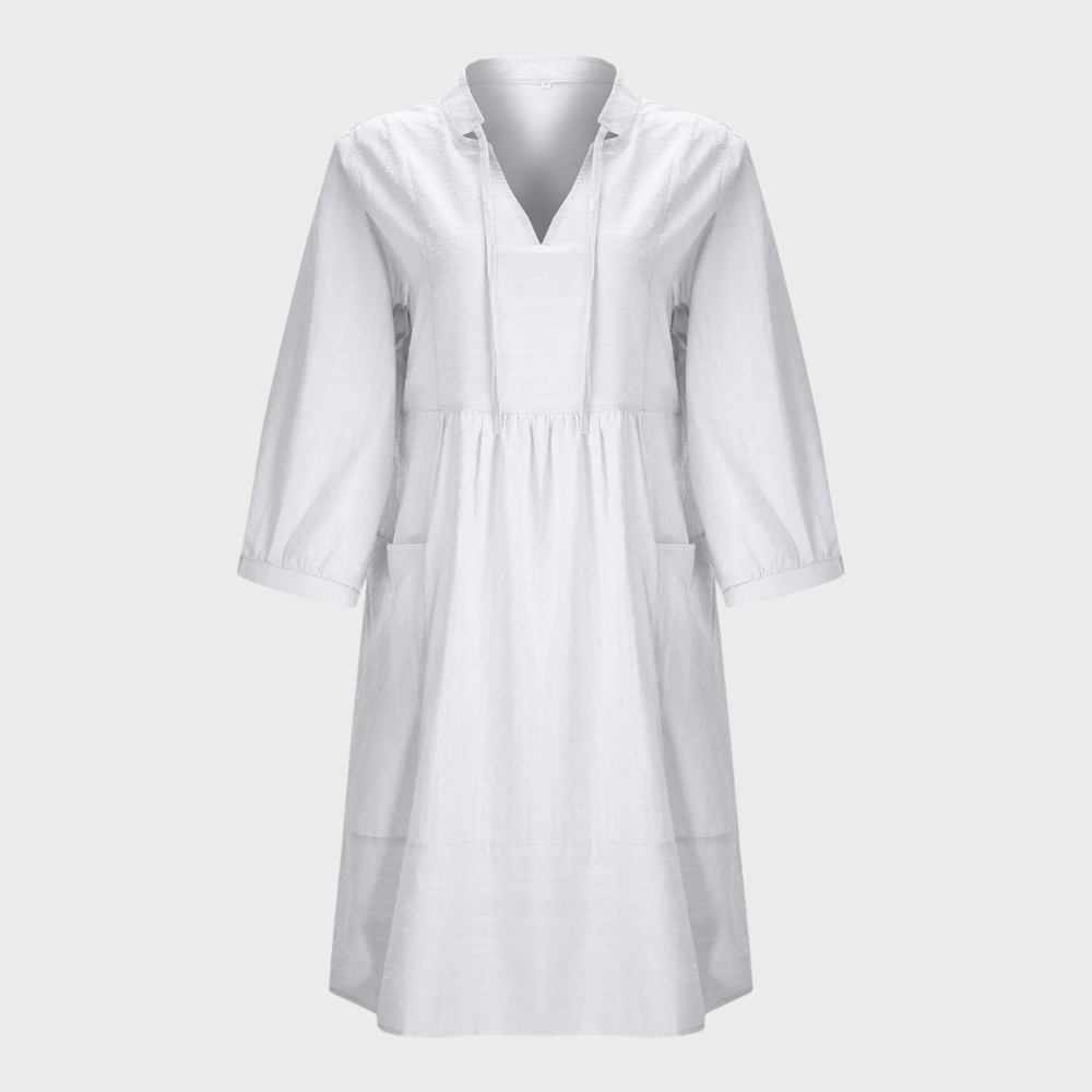 Witte dames zomerjurk met lange mouwen, V-hals en midi-lengte. Perfect voor casual en elegante zomerse looks. Comfortabele pasvorm.