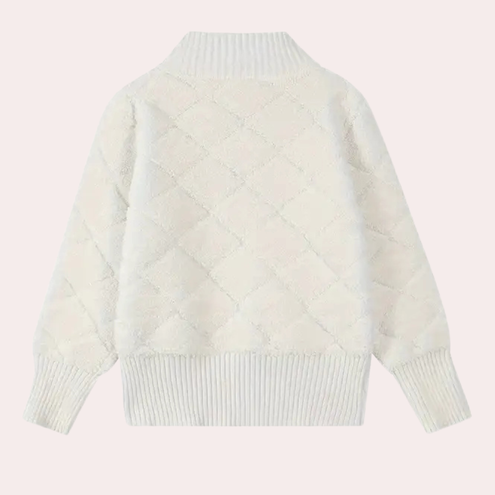 Witte gebreide trui met ruitpatroon, lange mouwen en geribbelde boorden, ideaal voor wintermode en casual outfits.