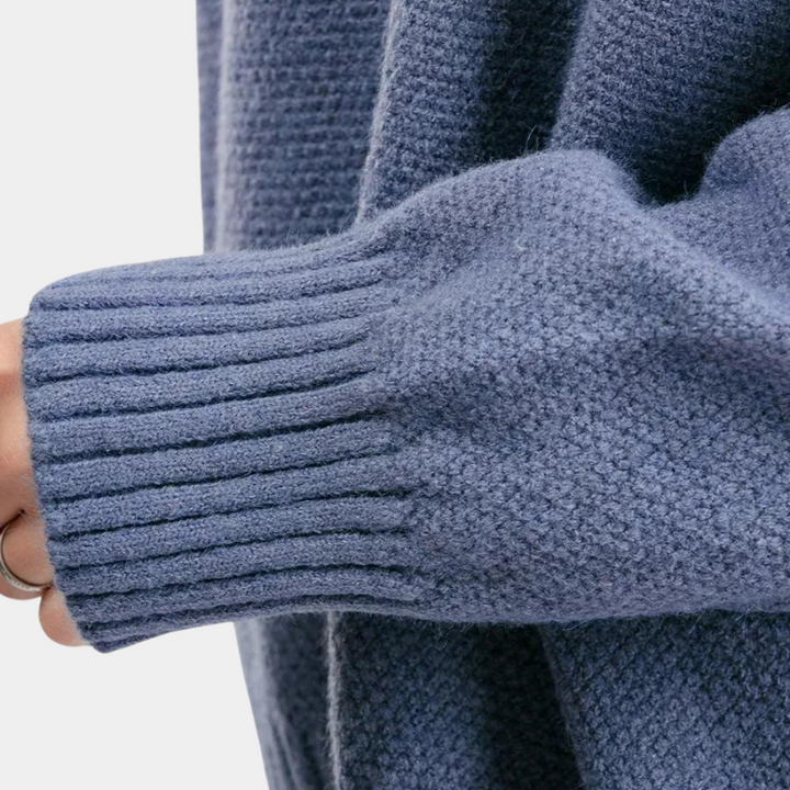Blauwe gebreide trui en broek voor dames
