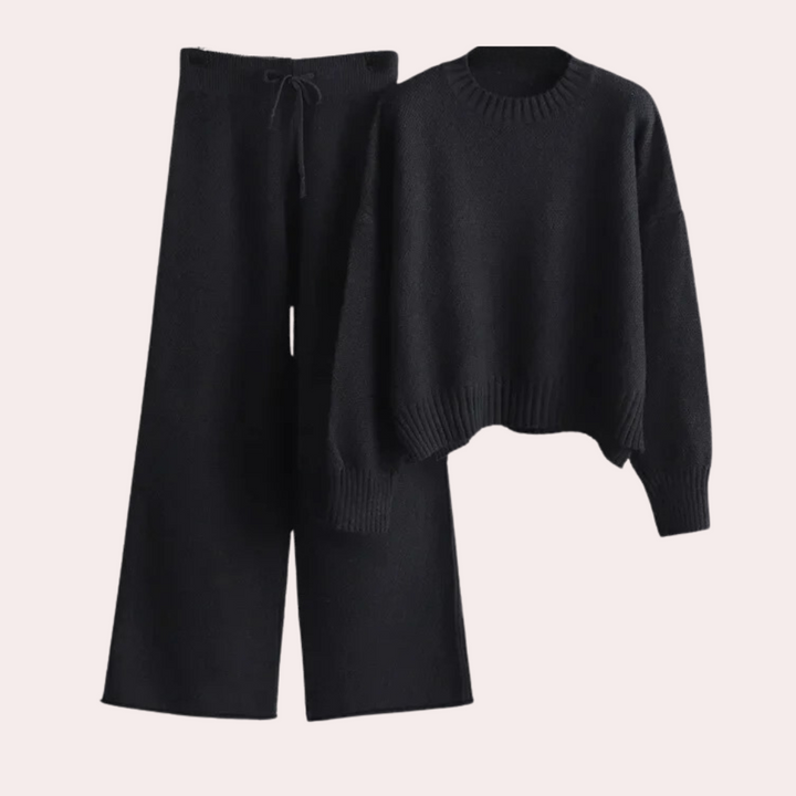 Zwart gebreide trui en broek voor dames