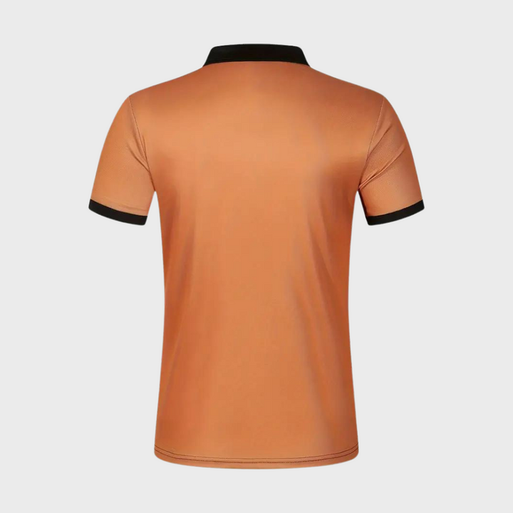 Oranje herenpoloshirt met zwarte kraag en mouwboorden, gestreept design, modieuze casual kleding, comfortabele pasvorm, hoogwaardige stof.
