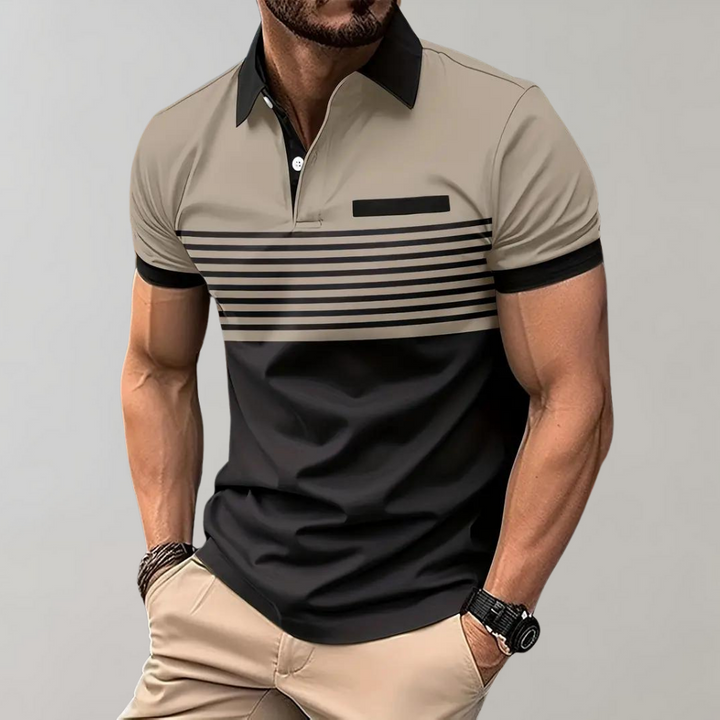 Gestreept herenpoloshirt in beige en zwart, korte mouwen, moderne stijl. Perfect voor casual en zakelijke gelegenheden. Comfortabele pasvorm.