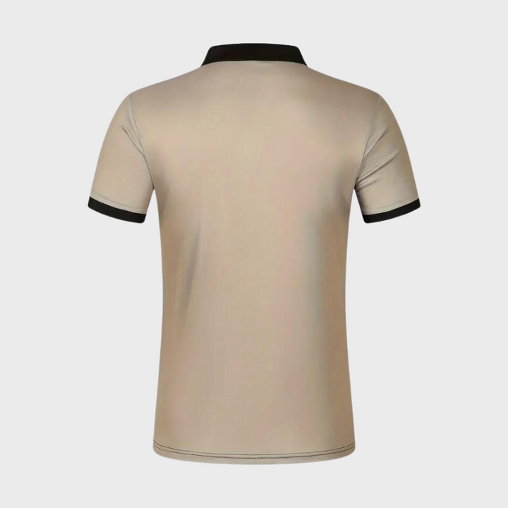 Beige herenpoloshirt met zwarte kraag en mouwboorden, gestreept design, korte mouwen. Stijlvol en modern, ideaal voor casual en zakelijke gelegenheden.
