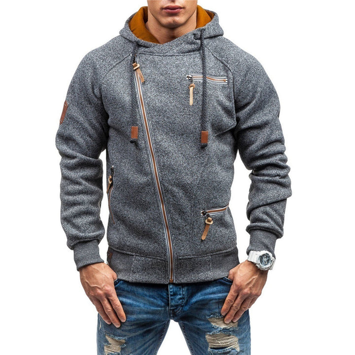 Grijze heren hoodie met asymmetrische rits, capuchon en zakken. Modieuze casual stijl, ideaal voor herfst en winter. Comfortabel en trendy design.
