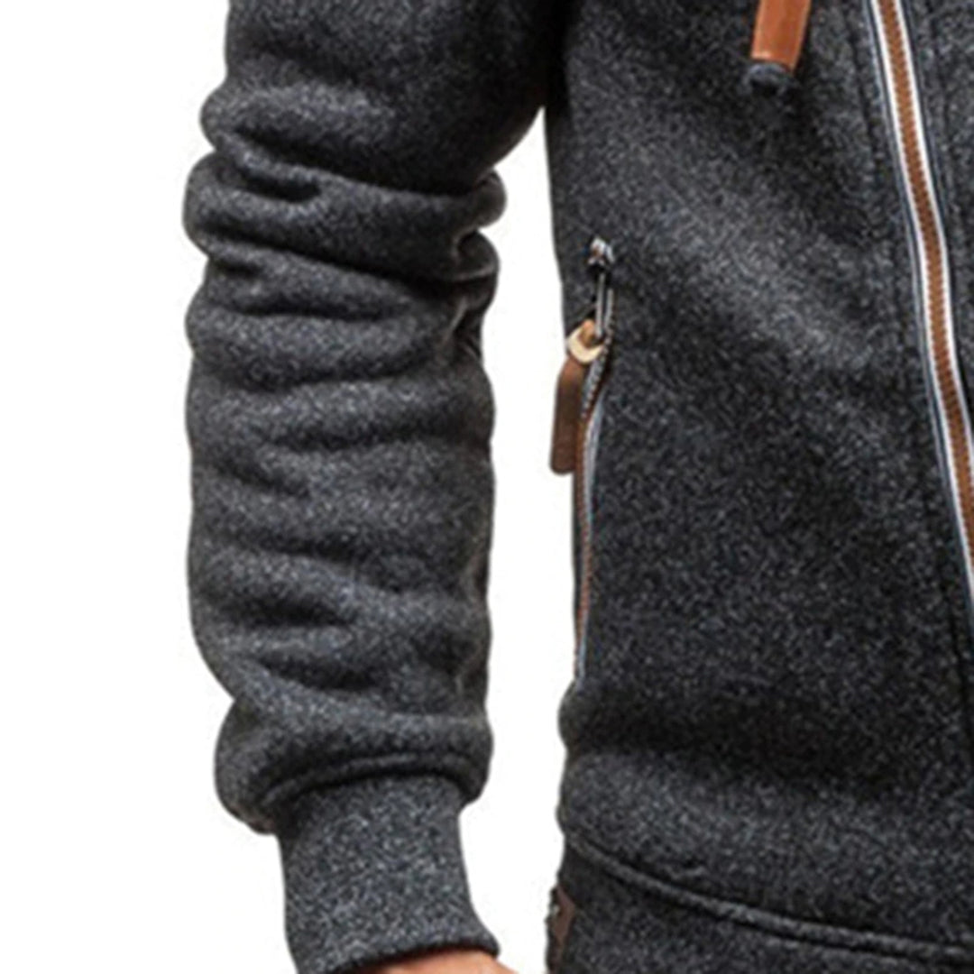 Grijze wollen herenjas met ritssluiting en leren details, comfortabele pasvorm, ideaal voor casual en wintermode.