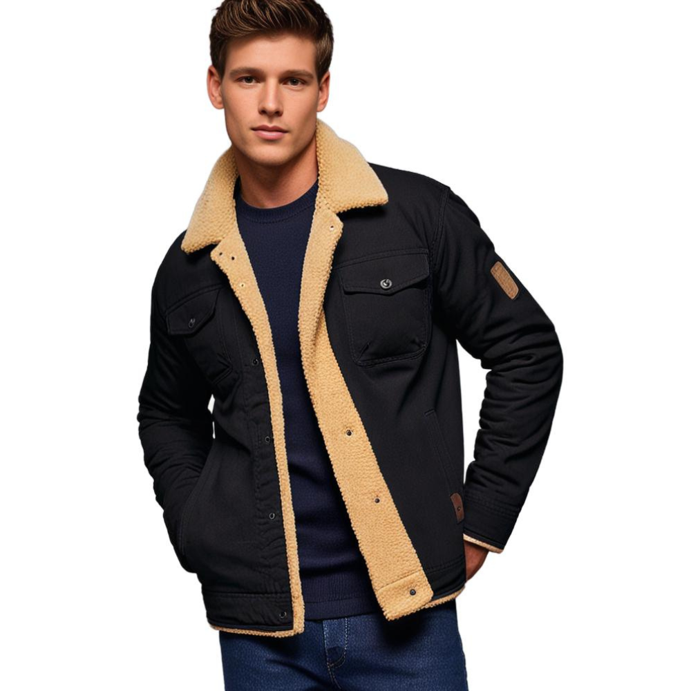 Jongeman in zwarte sherpa jas met beige kraag, casual wintermode, stijlvolle herenkleding, warme jas voor koude seizoenen, modetrend 2023.