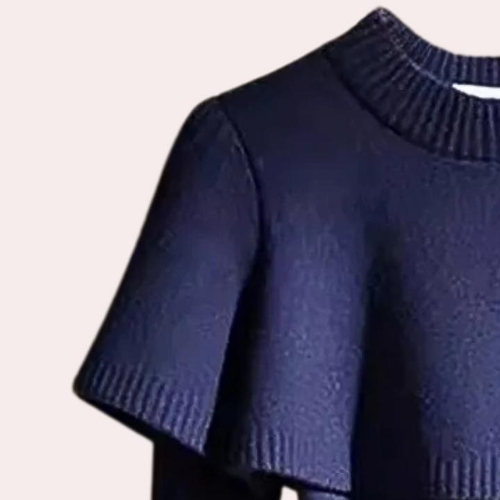 Donkerblauwe cropped trui met ronde hals en geribbelde boorden, modieuze dameskleding, herfst-winter collectie, stijlvolle casual outfit.