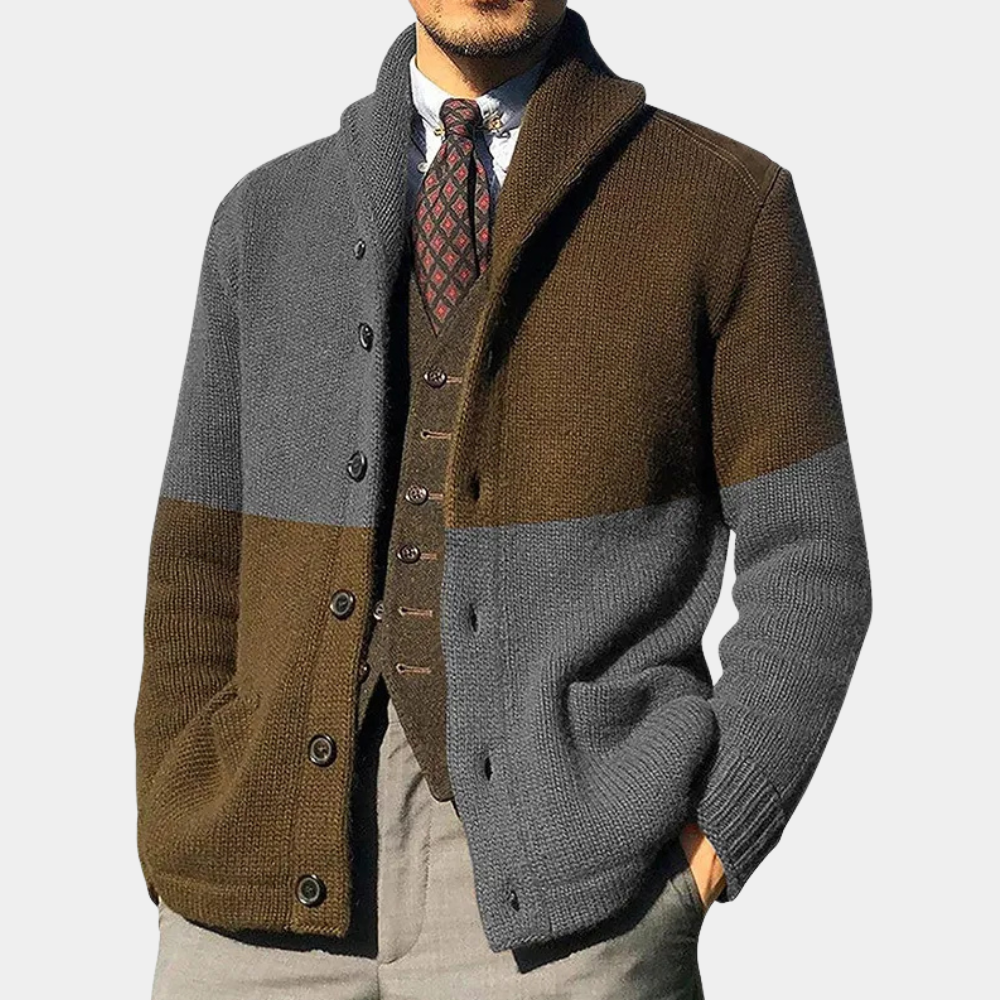 Grijs-bruine gebreide herenvest met knopen, stijlvolle casual outfit, herfstmode, warme kleding, modieuze herenkleding, comfortabele pasvorm.