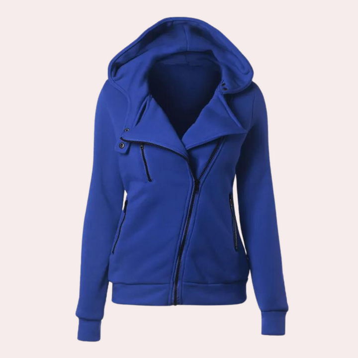 Blauwe dameshoodie met asymmetrische ritssluiting en capuchon, ideaal voor casual en sportieve outfits. Comfortabele pasvorm, trendy design.