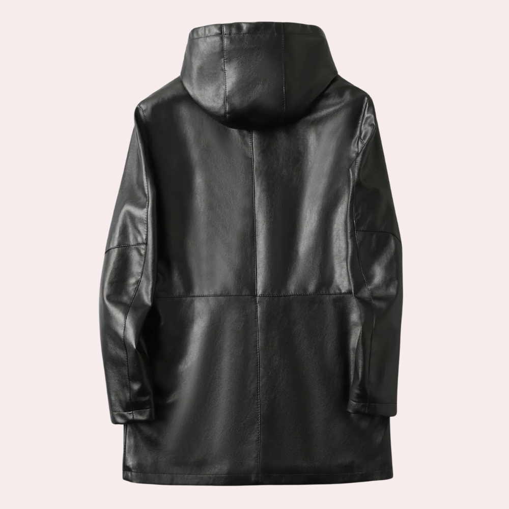 Zwarte leren jas met capuchon, lange mouwen en minimalistisch ontwerp. Perfect voor herfst- en wintermode. Stijlvolle en duurzame buitenkleding.