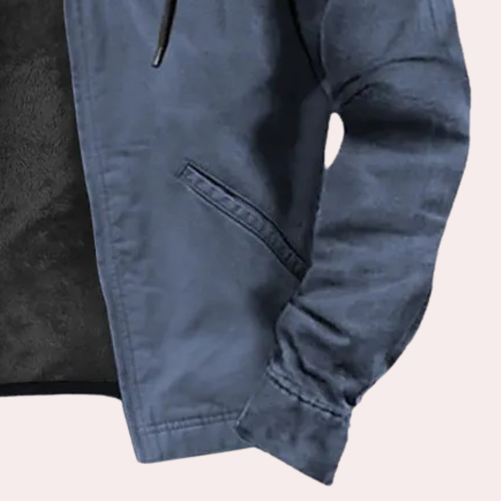 Blauwe herenjas met ritssluiting en opstaande kraag, casual stijl, geschikt voor herfst en winter. Comfortabele pasvorm, modieuze buitenkleding.