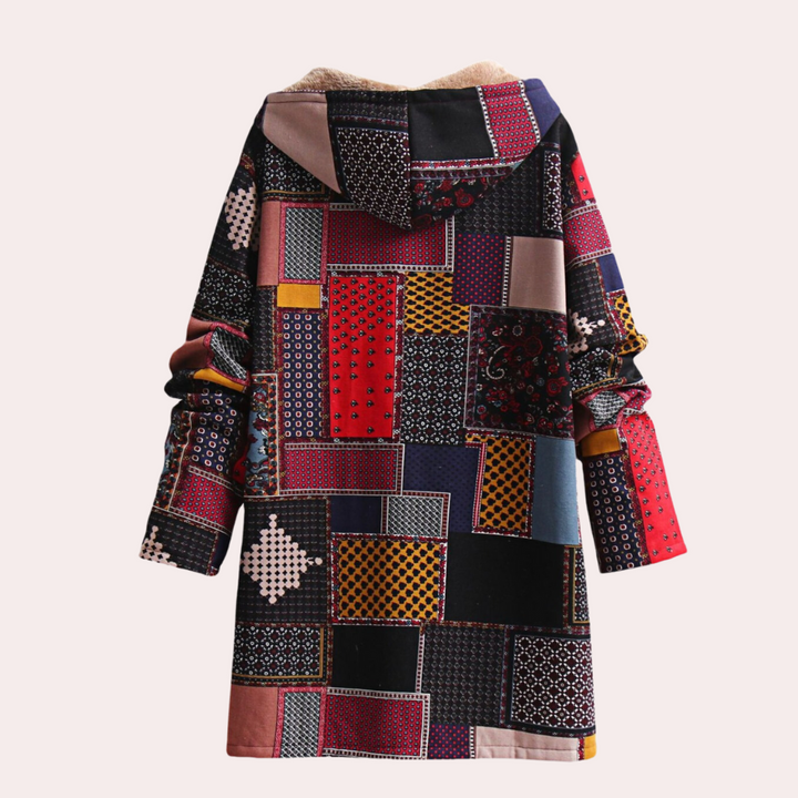 Patchwork jas met capuchon, kleurrijk design, lange mouwen, bohemian stijl, damesmode, herfst-winter, unieke patronen, casual en trendy.