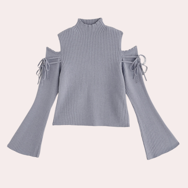 Grijze gebreide trui met open schouders en wijde mouwen, damesmode, trendy herfstkleding, stijlvolle casual outfit, comfortabele pasvorm.