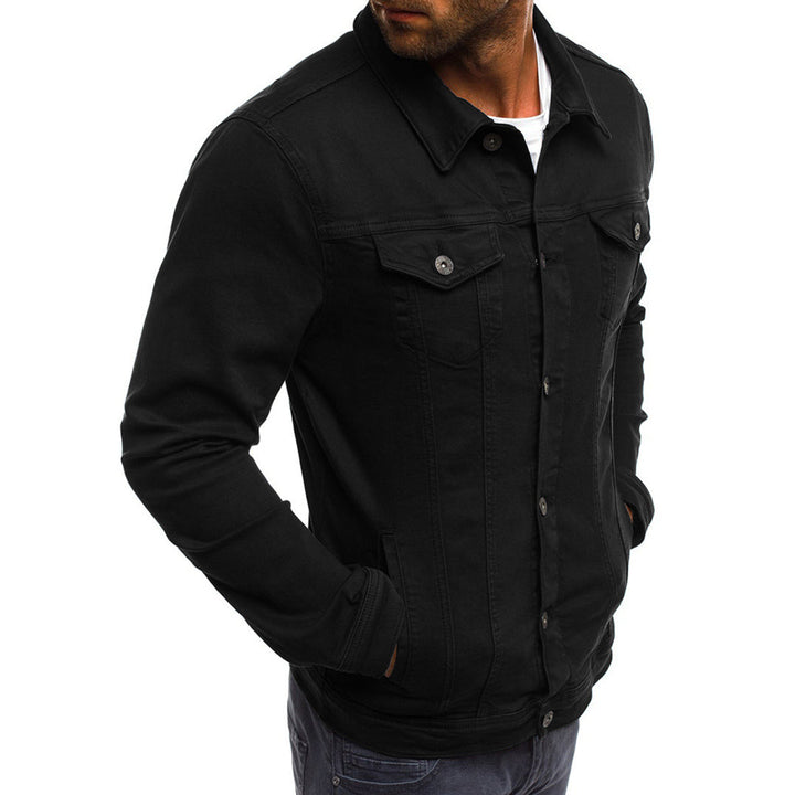 Zwarte denim herenjas, knoopsluiting, borstzakken, casual stijl. Perfect voor herfst en winter. Comfortabele pasvorm, veelzijdig en modieus.