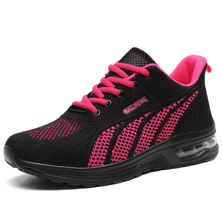 Zwarte sportschoen met roze accenten, ademend mesh bovenwerk, comfortabele zool, ideaal voor hardlopen en fitness. Unisex sneaker, trendy design.