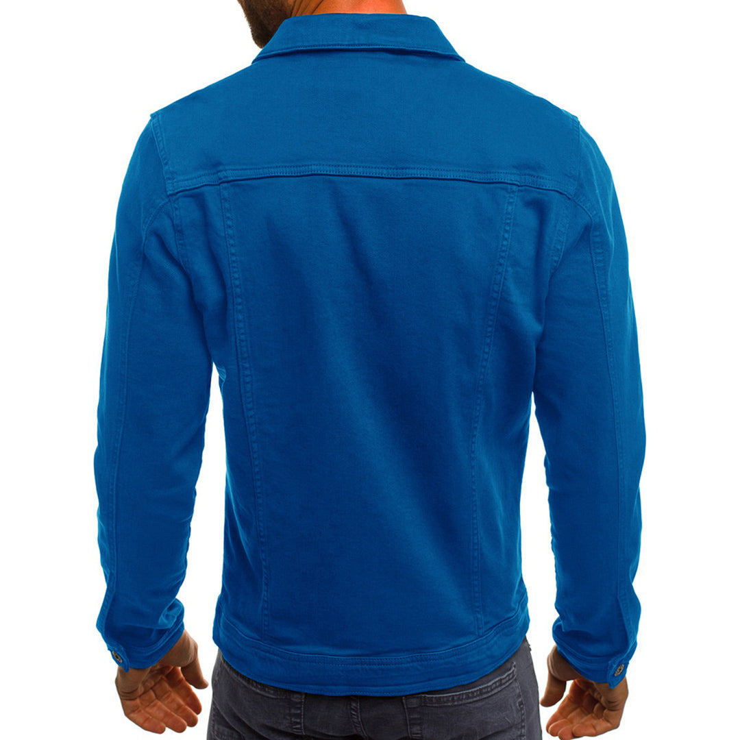 Blauwe denim jas voor heren, achteraanzicht. Stijlvolle casual jas met lange mouwen, geschikt voor dagelijks gebruik. Perfect voor modebewuste mannen.