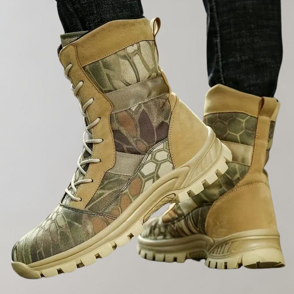 Camouflage wandelschoenen voor heren, Joah EarthColor, met stevige zool en veters, ideaal voor outdoor activiteiten en avontuurlijke wandelingen.