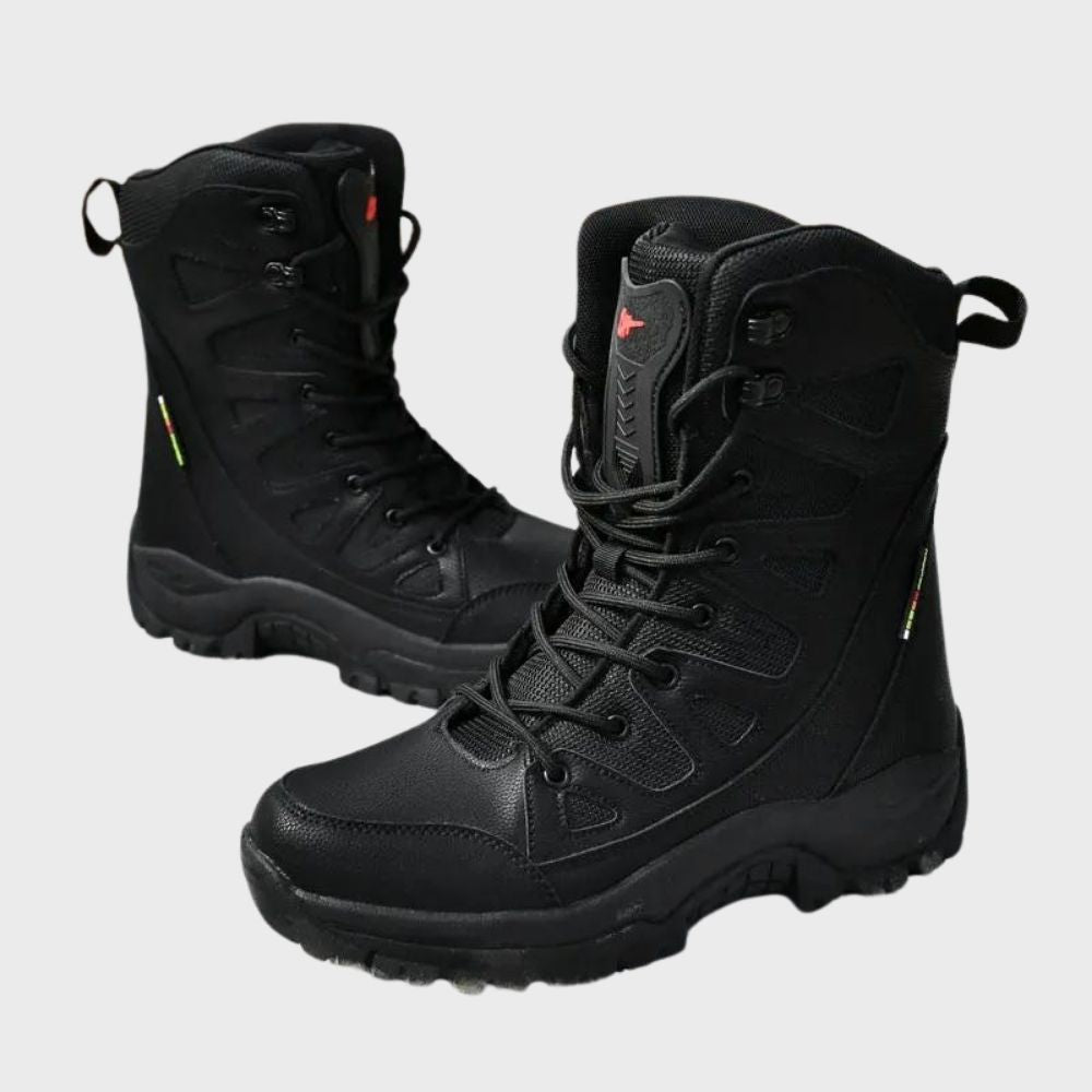 Zwarte waterdichte wandellaarzen met stevige zool en vetersluiting, ideaal voor outdoor avonturen. Comfortabele en duurzame hiking boots.