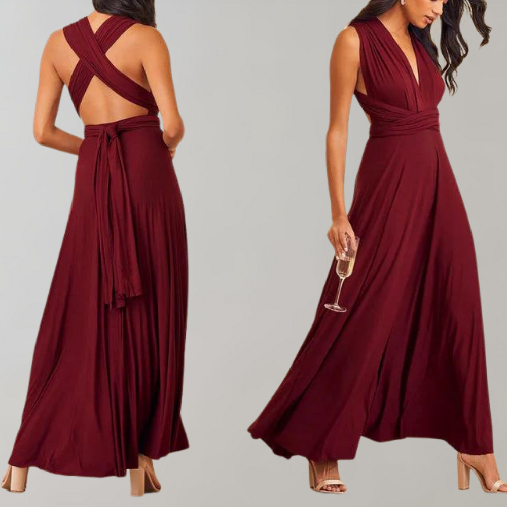 Wijnrode avondjurk met gekruiste rug en vloeiende rok, ideaal voor formele gelegenheden. Elegante damesmode, lange jurk, feestkleding.