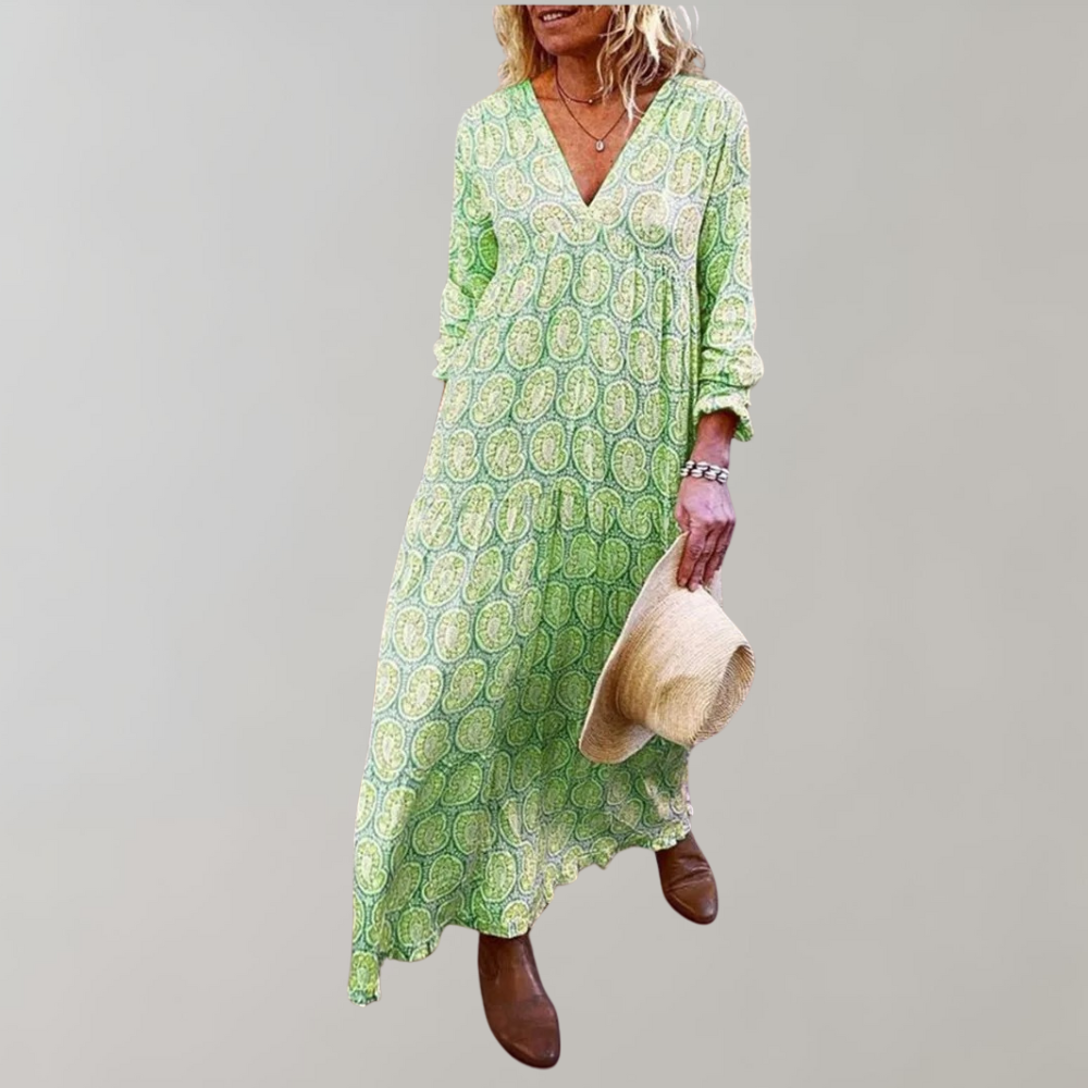 Groene boho maxi-jurk met paisleyprint, lange mouwen en V-hals. Perfect voor zomerse dagen. Damesmode, casual stijl, trendy kleding.