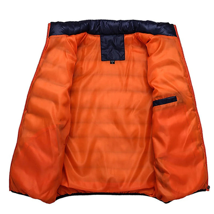 Donkerblauwe jas met oranje voering, gewatteerd, herenmode, winterjas, stijlvolle warme jas, casual kleding, hoogwaardige materialen.