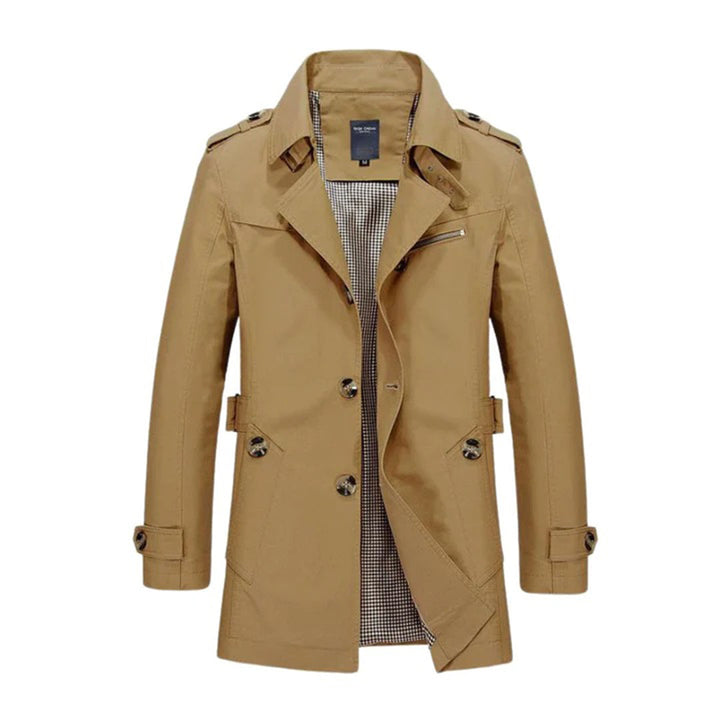 Donker kaki trenchcoat voor heren met dubbele rij knopen, epauletten en riemdetails. Stijlvolle jas voor herfst en winter.