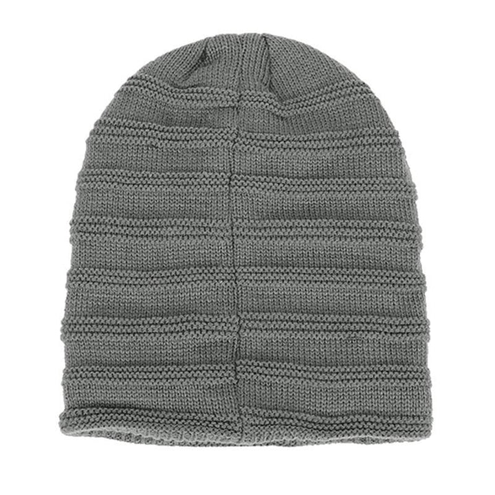 Grijze gebreide wintermuts, unisex, warme en comfortabele beanie, ideaal voor koude seizoenen. Perfecte accessoire voor wintermode.