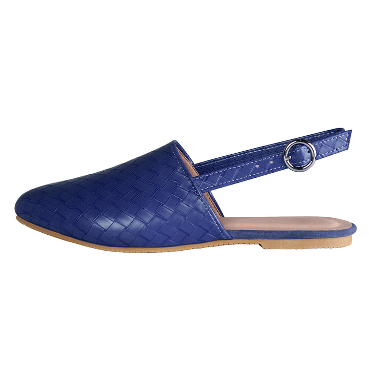 Blauwe geweven damesmuiltjes met verstelbare band, platte zool en open hiel. Stijlvolle en comfortabele schoenen voor dagelijks gebruik.