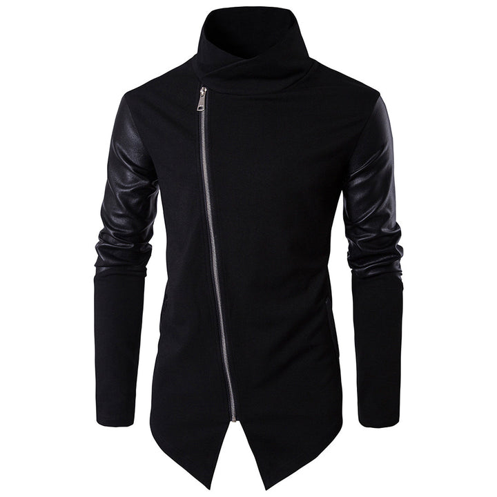 Zwarte asymmetrische jas met leren mouwen en schuine ritssluiting, stijlvolle herenmode, trendy herfst- en winterkleding.